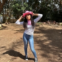יותר תלתלים משכל - סטיפס